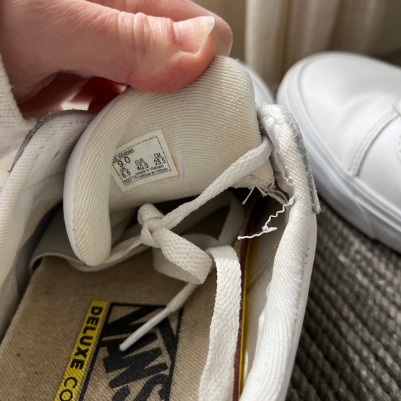 Vans Women’s White Leather Lace Up 9 - Picture 4 of 7